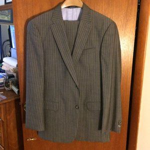 Tommy Hilfiger 40R 2-Button Single Breasted 2-Piece Gray Pinstripe Suit--Pants 3